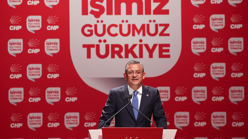 Özgür Özel: Birinci parti sorumluluğumuzla çalışıyoruz