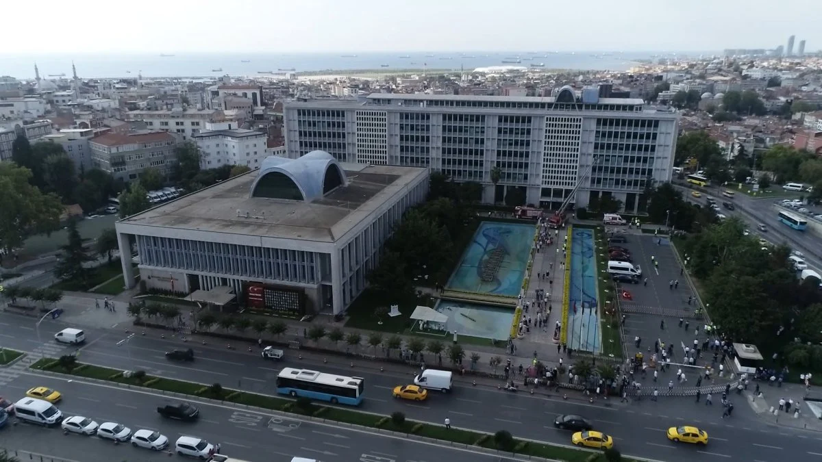 İBB’ye 5. dalga operasyonu