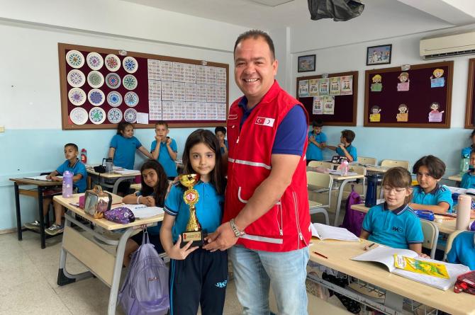 Rasim Kirazoğlu İlkokulu Öğrencisi Çağla Ülker, Rekor Kan Bağışıyla Örnek Oldu