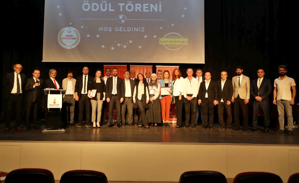 ‘Eğitime Değer Katanlar’ Ödülleri Sahiplerini Buldu