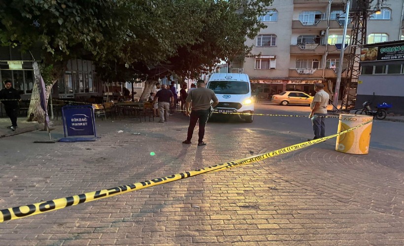 Aydın’da silahlı kavgada olayla ilgisi bulunmayan 2 kişi vuruldu