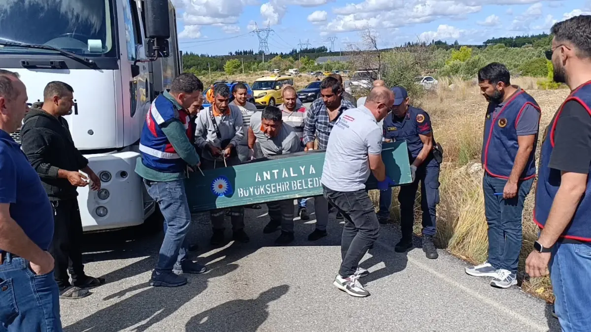 Bir Gün Önce Video Çektiği Mesai Arkadaşını Çöp Kamyonunda Katletti