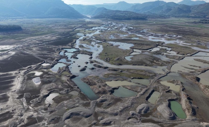 Yağışlar İzmir barajlarına can suyu oldu