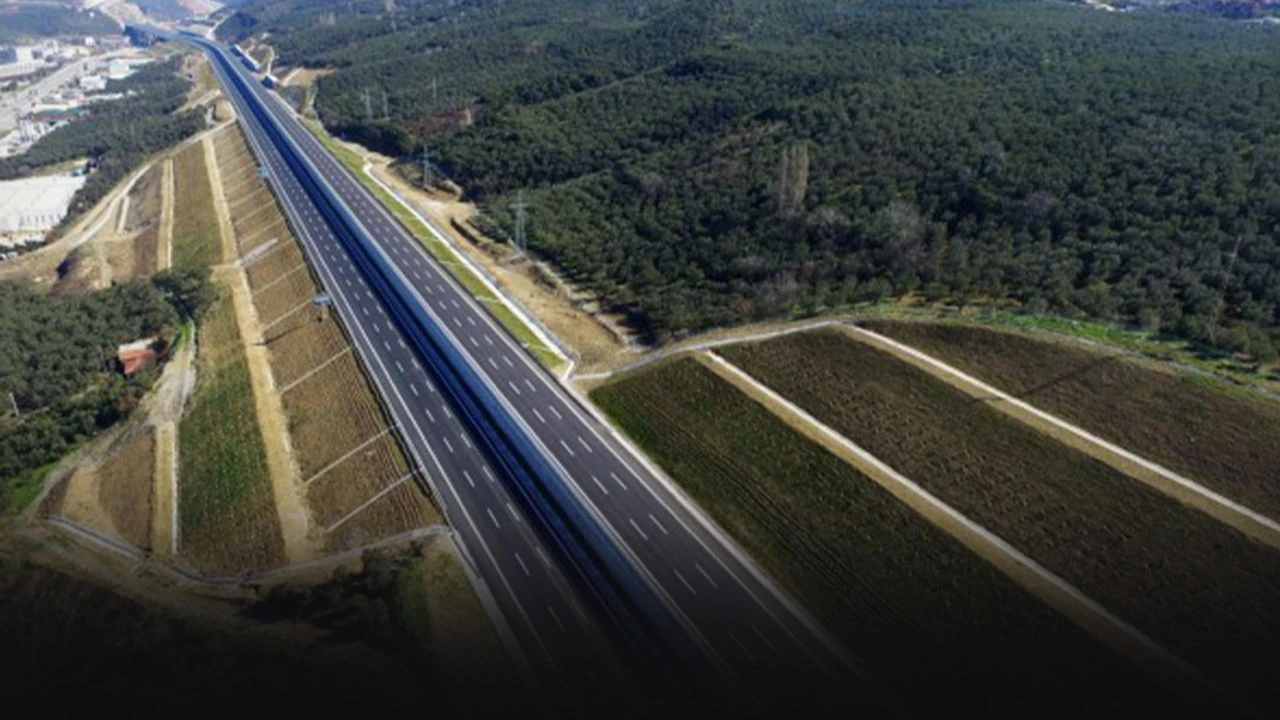 AK Parti’den İzmir’e ikinci çevreyolu açıklaması: 3 sene içerisinde bitireceğiz!