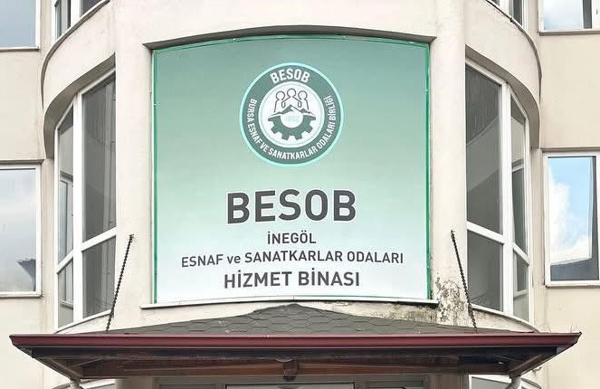 İNEGÖL’DE SKANDAL: ADAYA KAPI KAPATILDI, ESNAFIN İRADESİ YOK SAYILDI