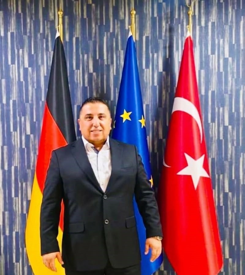 AGP Kurultayı Avrupa Gurbetçi Partisi, Ebubekir Kaynar’ı Genel Başkan Adayı gösterdi